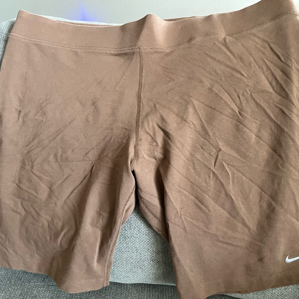 Nike Women's Brown Bike Shorts